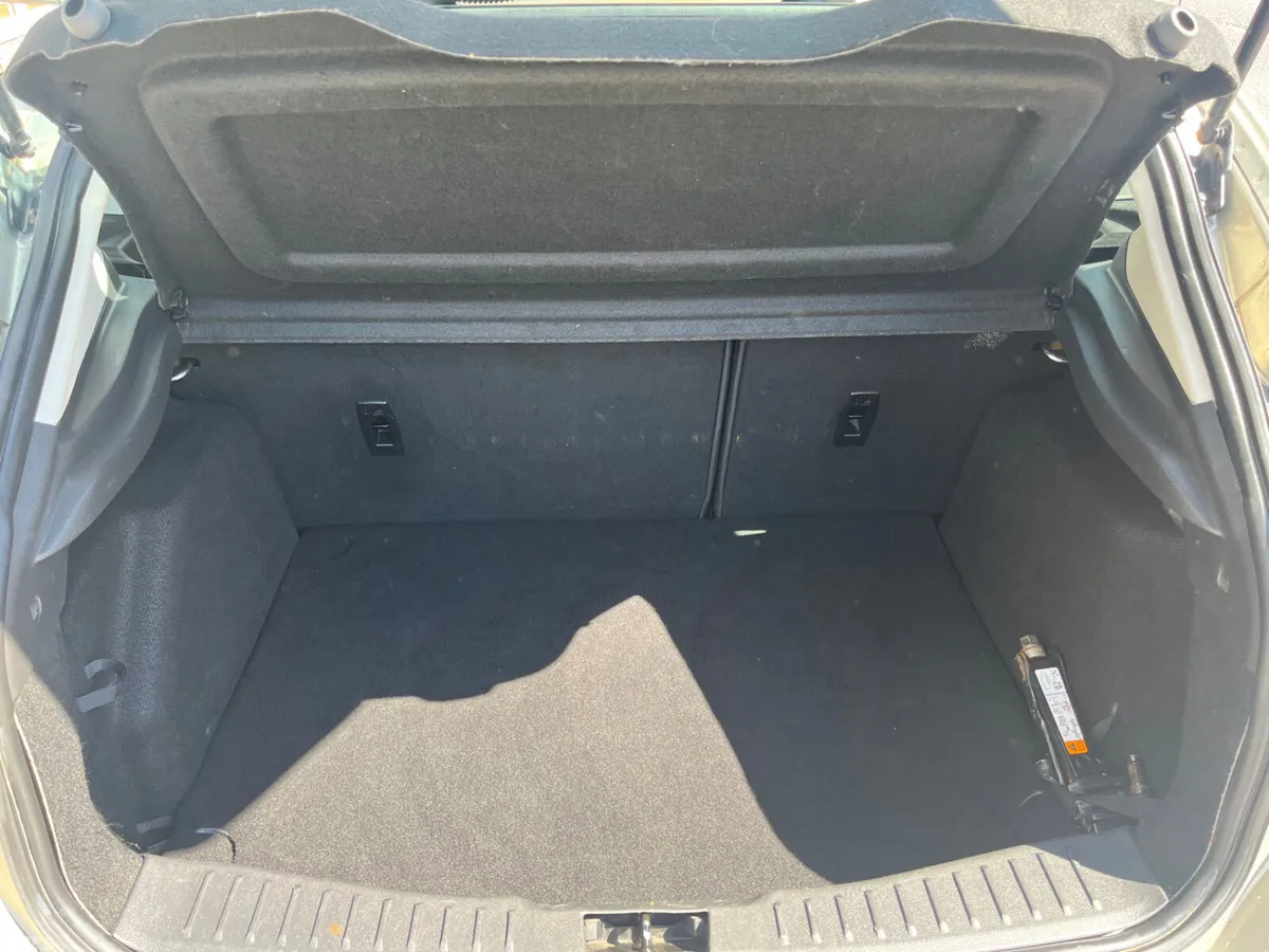 Ford Focus Hatchback, Diesel, 2016, Silver