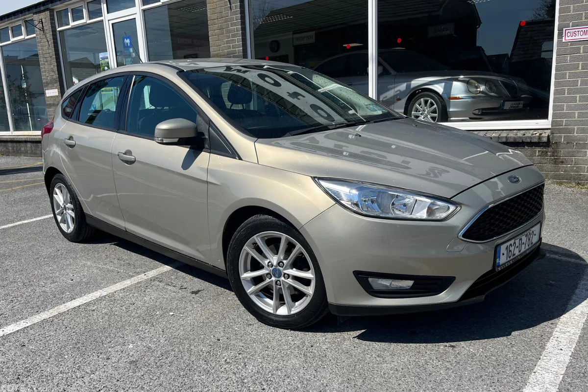 Ford Focus Hatchback, Diesel, 2016, Silver