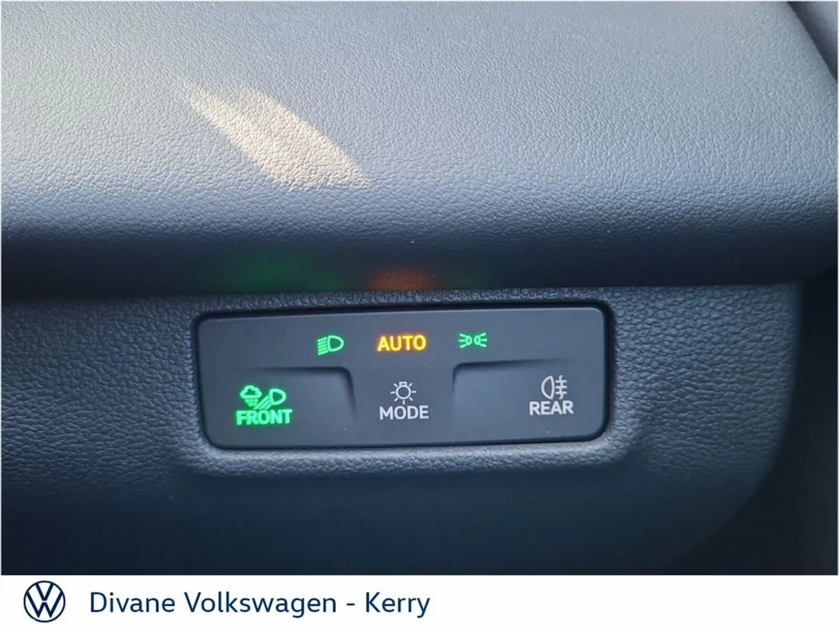 Volkswagen T-Roc SUV, Petrol Hybrid, 2027, Grey