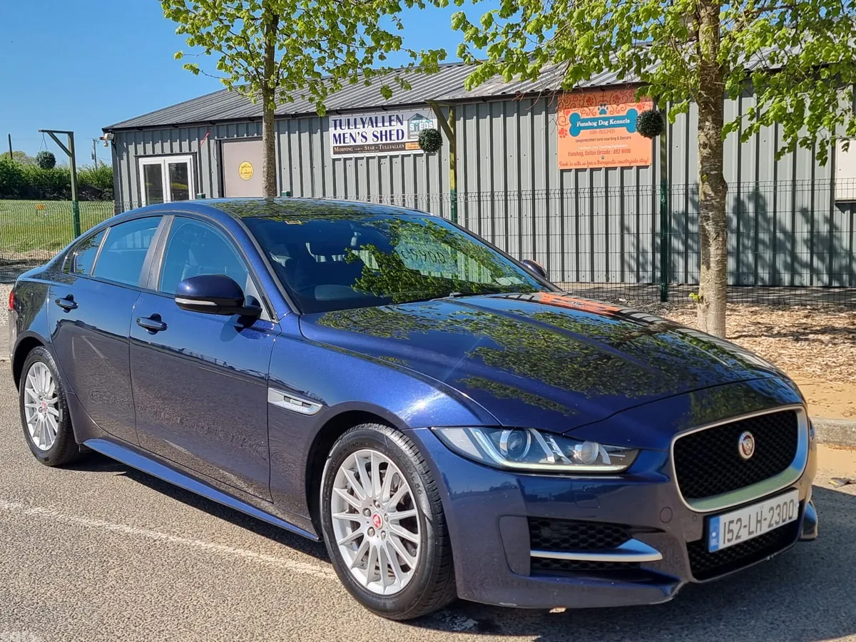 Jaguar XE Saloon, Diesel, 2015, Blue
