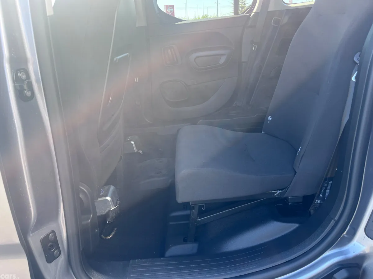 Peugeot Rifter MPV, Diesel, 2022, Silver