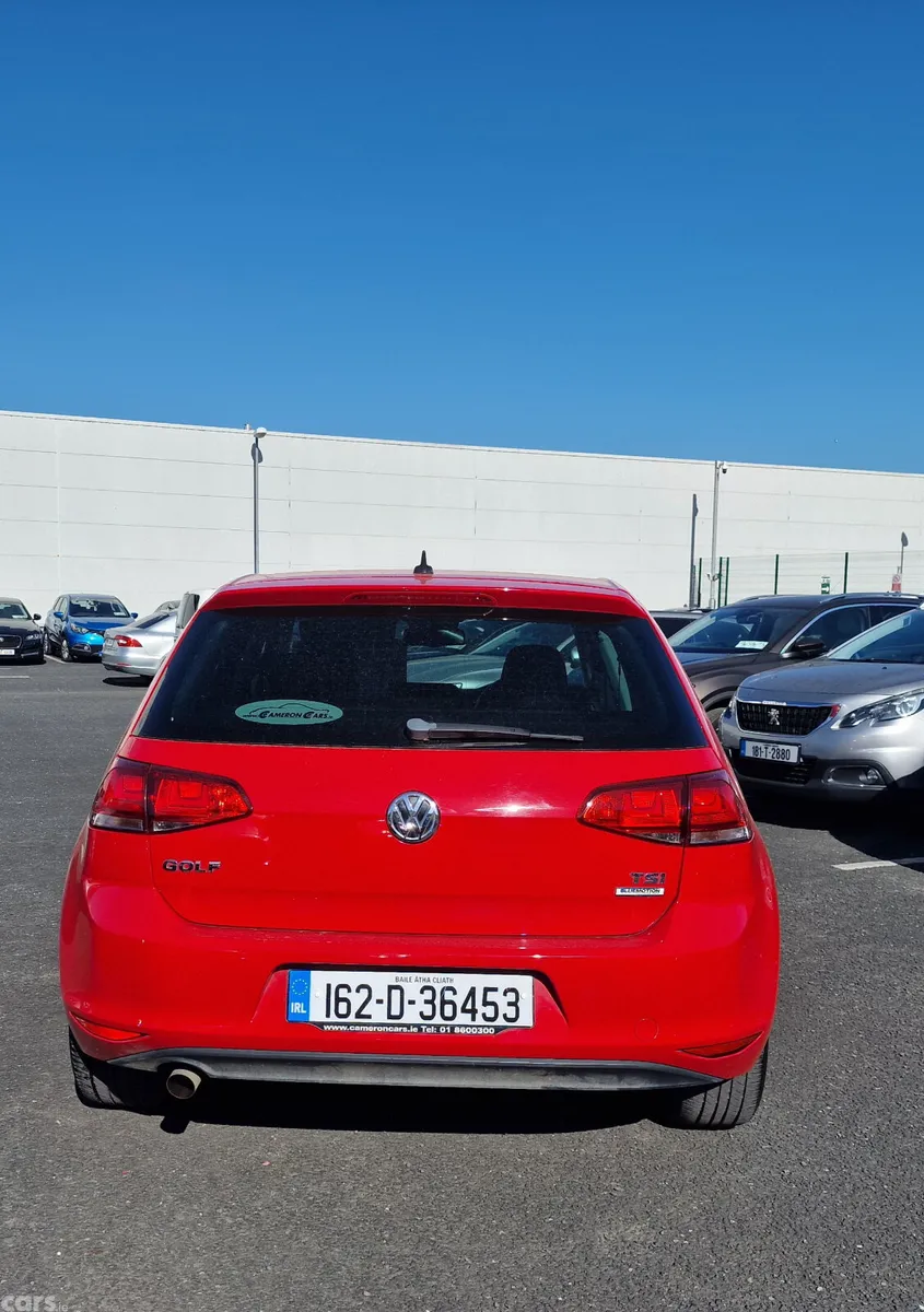 Volkswagen Golf Hatchback, Petrol, 2016, Red