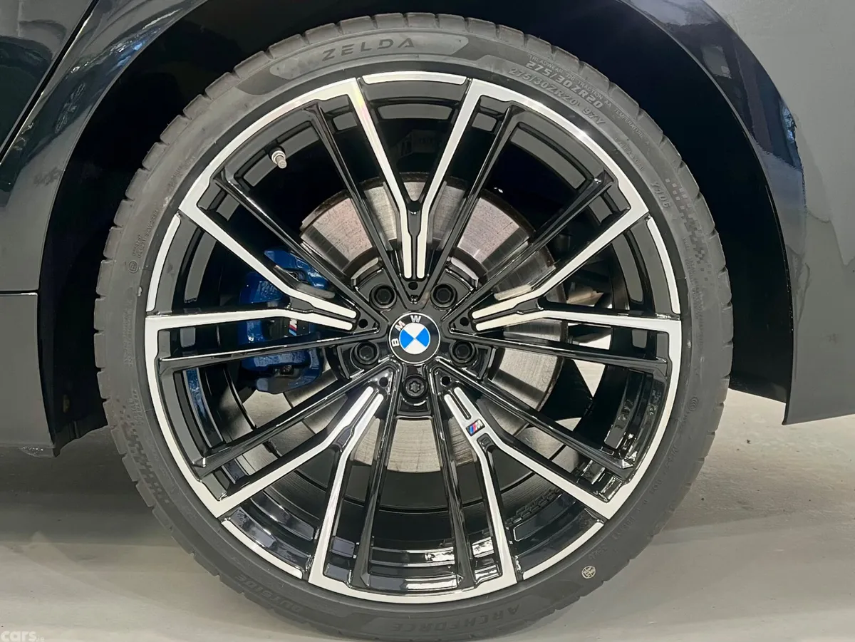 BMW 5-Series Saloon, Petrol Plug-in Hybrid, 2023, Black