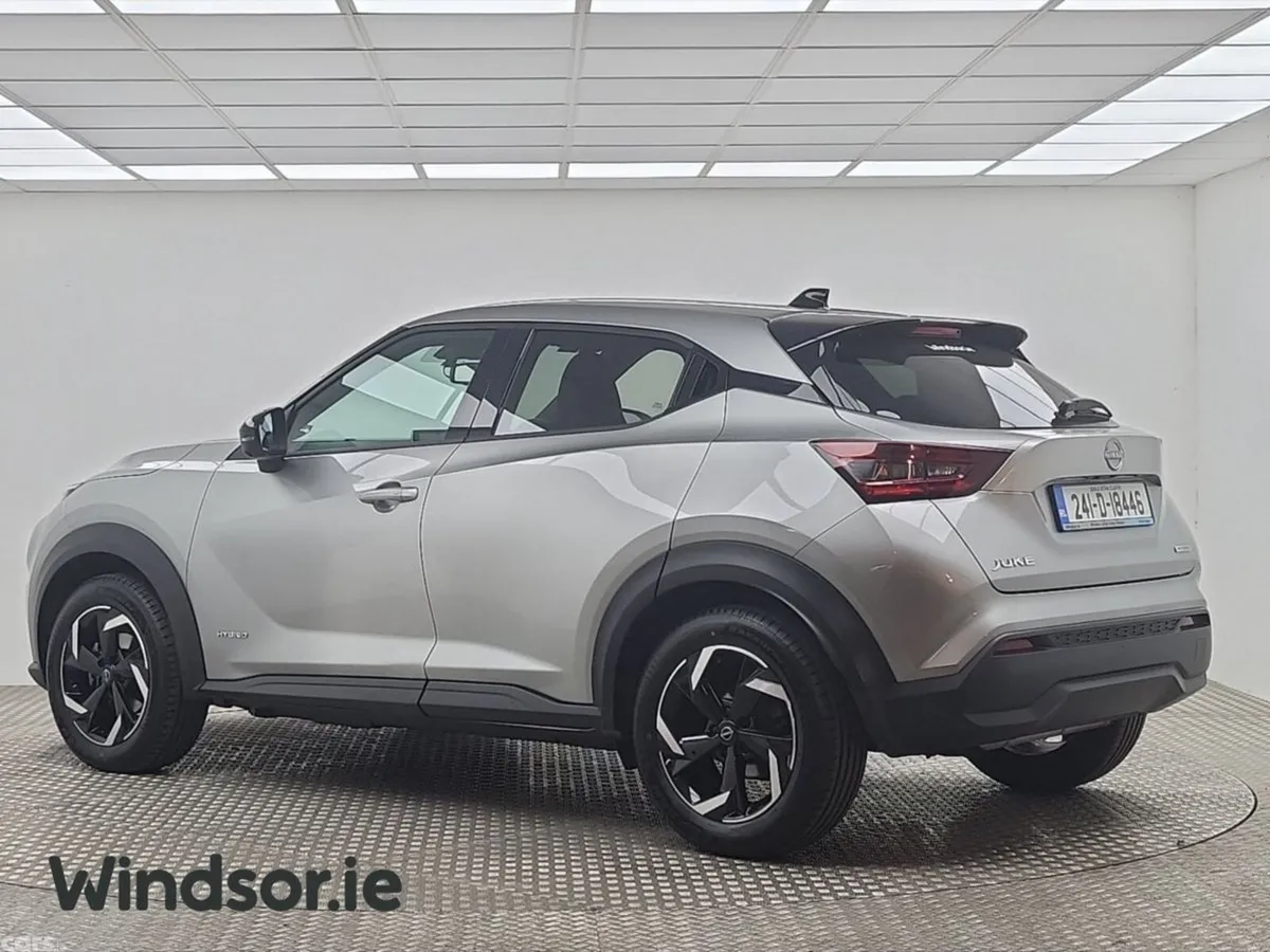 Nissan Juke SUV, Petrol Hybrid, 2024, Grey