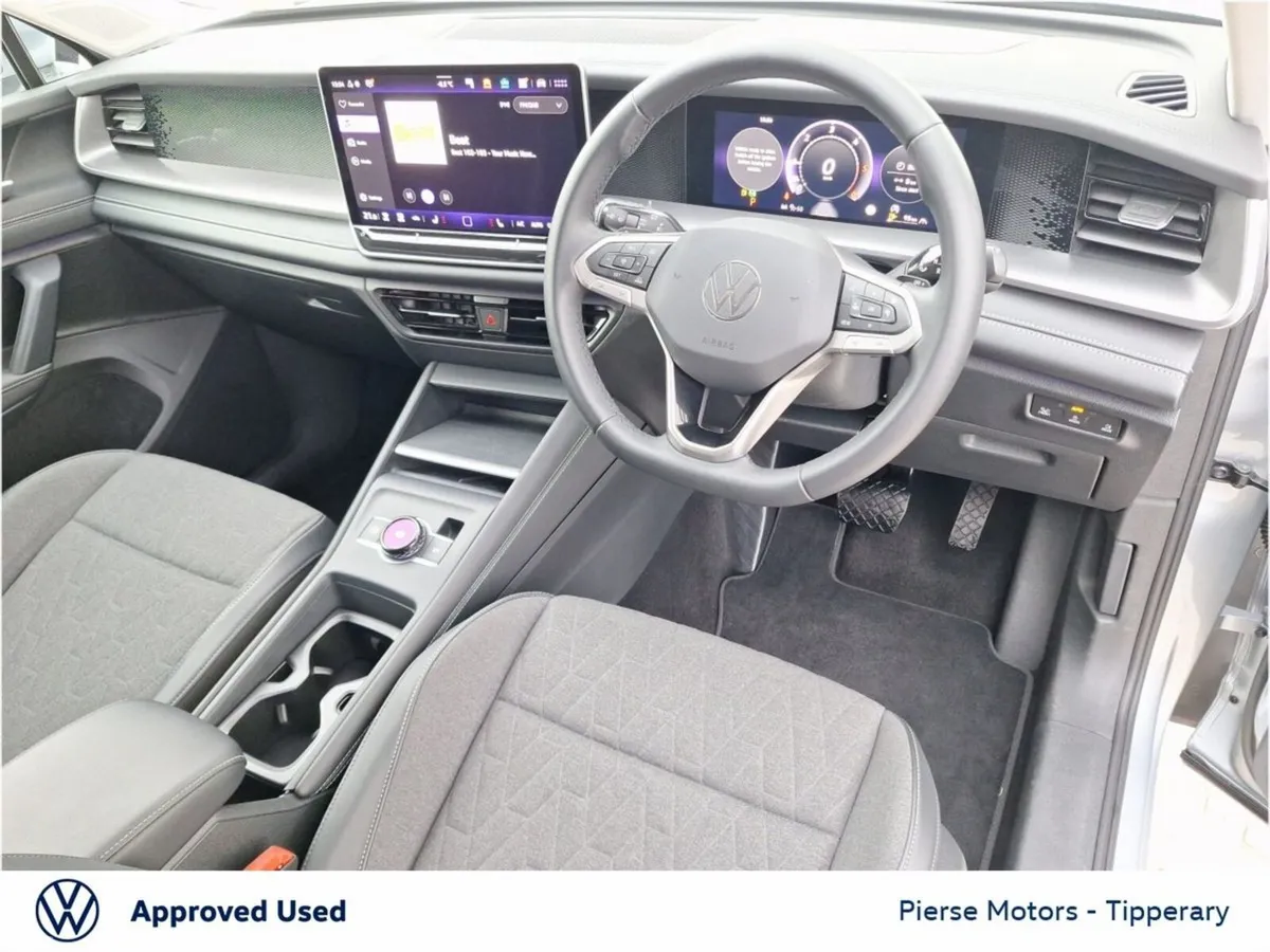 Volkswagen Tayron Estate, Diesel, 2025, Silver