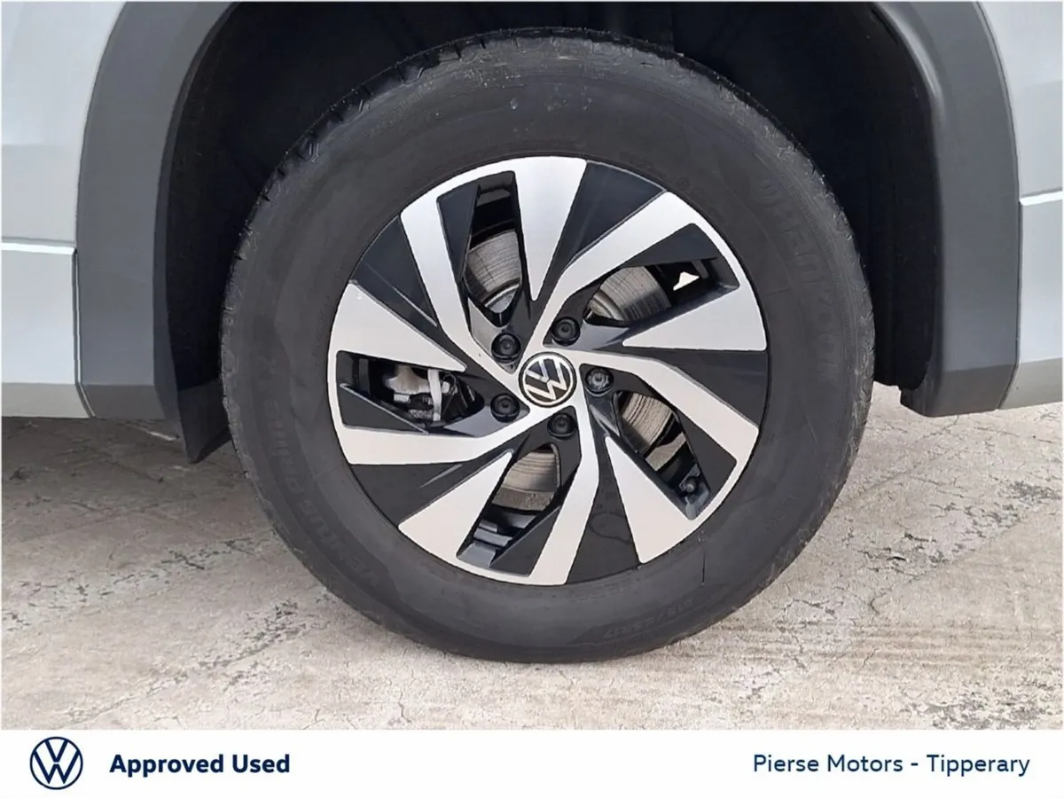 Volkswagen Tayron Estate, Diesel, 2025, Silver