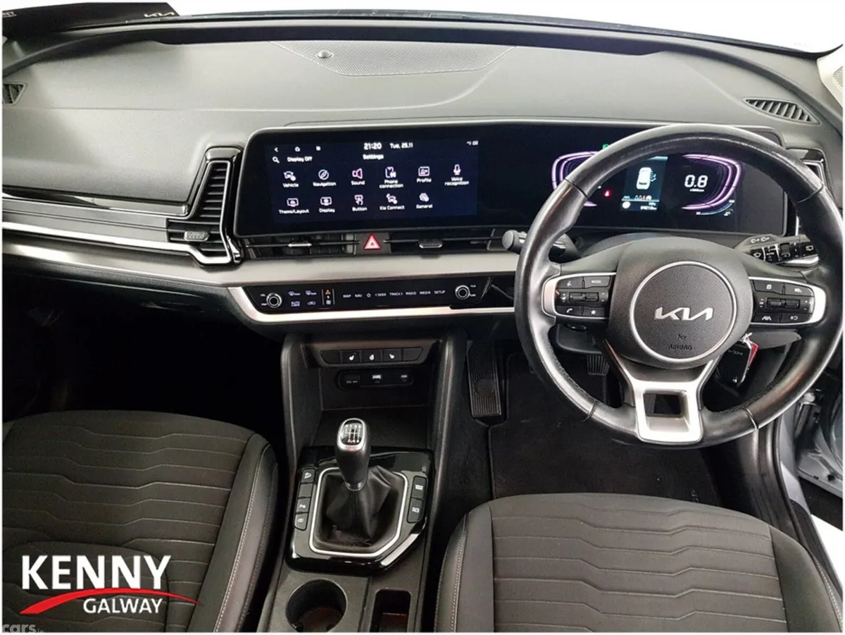Kia Sportage MPV, Diesel, 2022, Grey