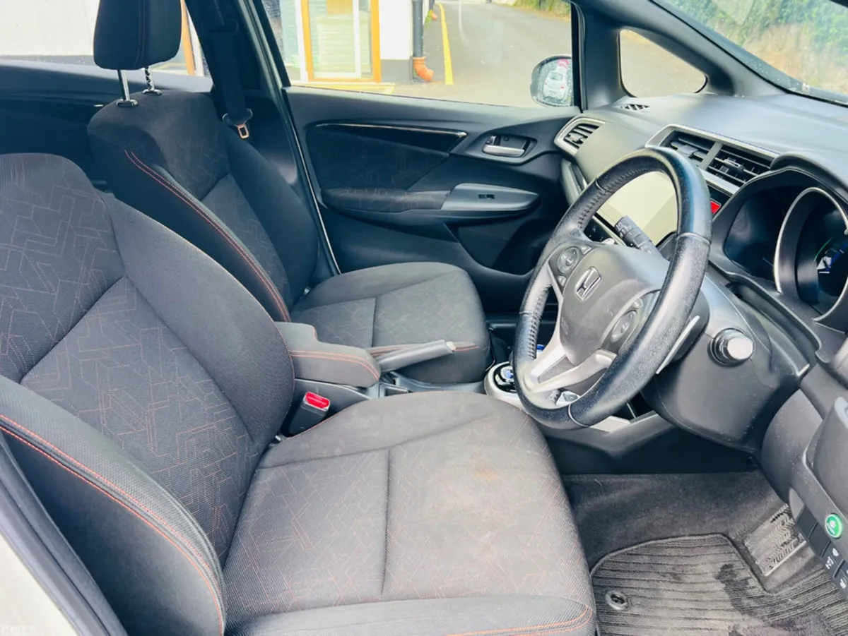 Honda Fit Hatchback, Petrol Hybrid, 2017, White
