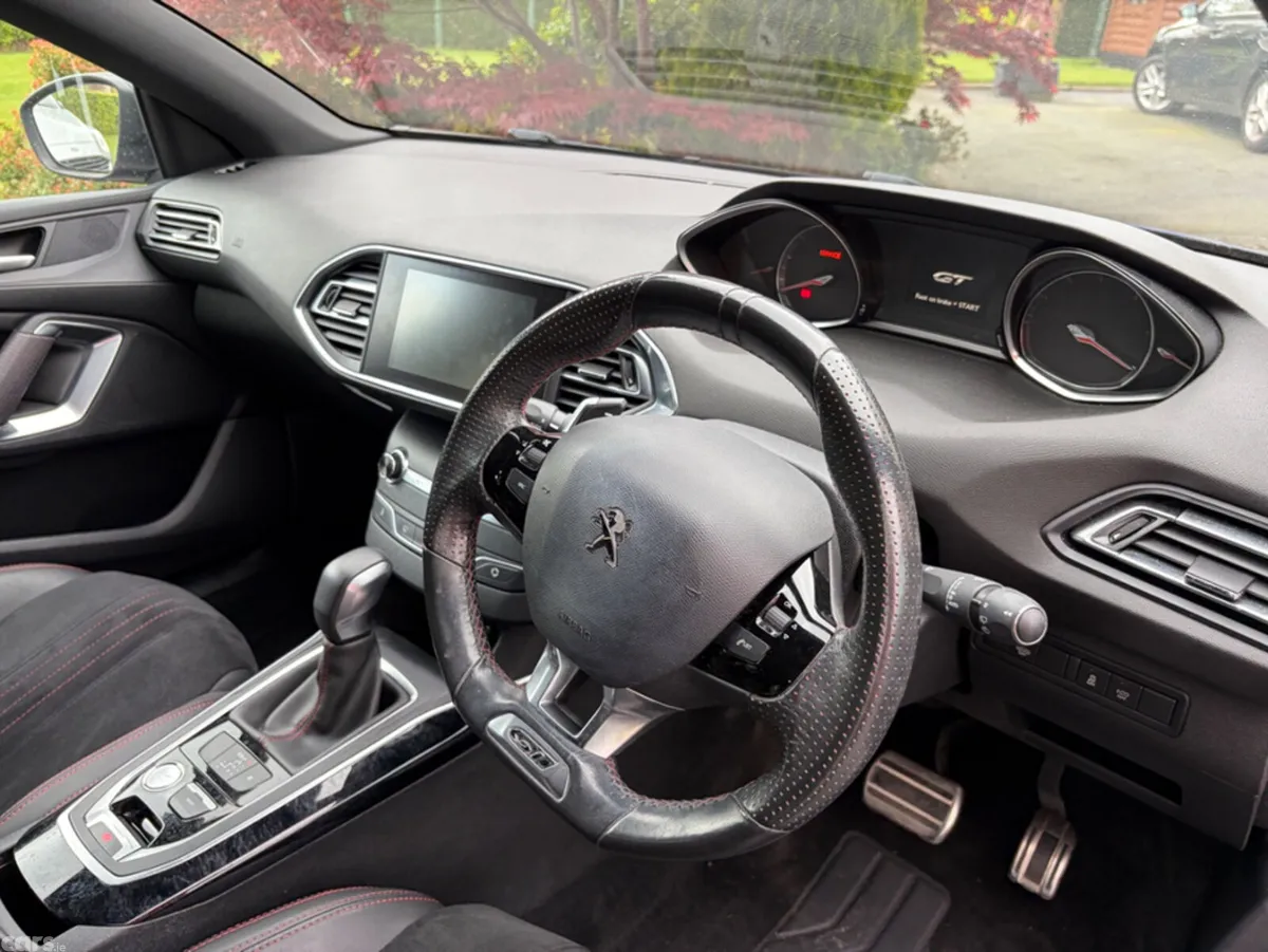 Peugeot 308 Hatchback, Diesel, 2017, Blue