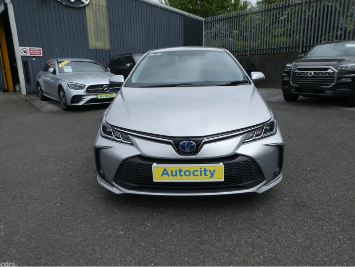 Toyota Corolla Saloon, Petrol Hybrid, 2023, Grey