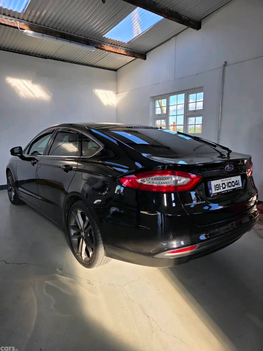 Ford Mondeo Hatchback, Diesel, 2019, Black