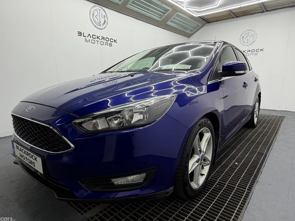 Ford Focus Hatchback, Petrol, 2015, Blue