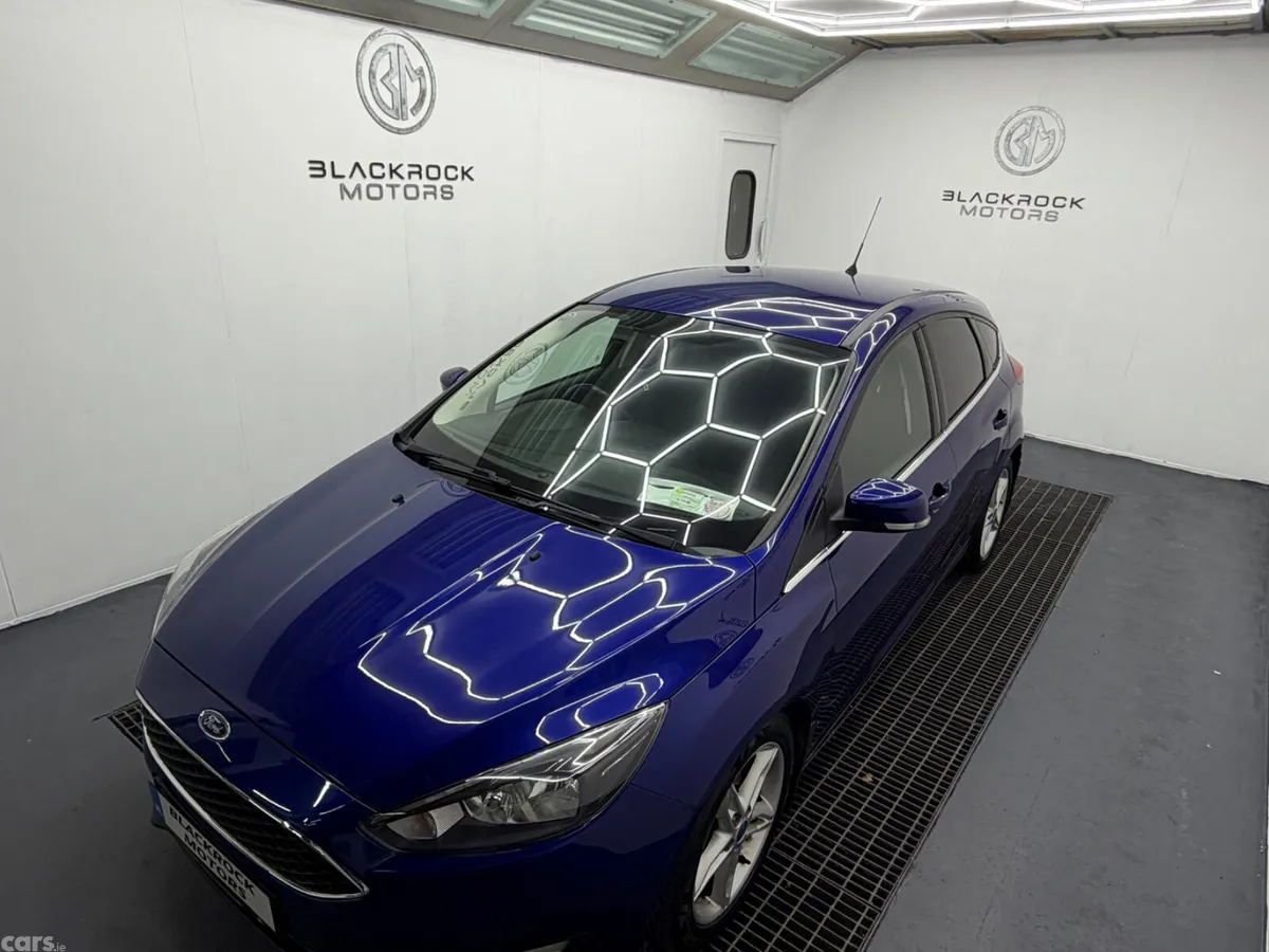 Ford Focus Hatchback, Petrol, 2015, Blue