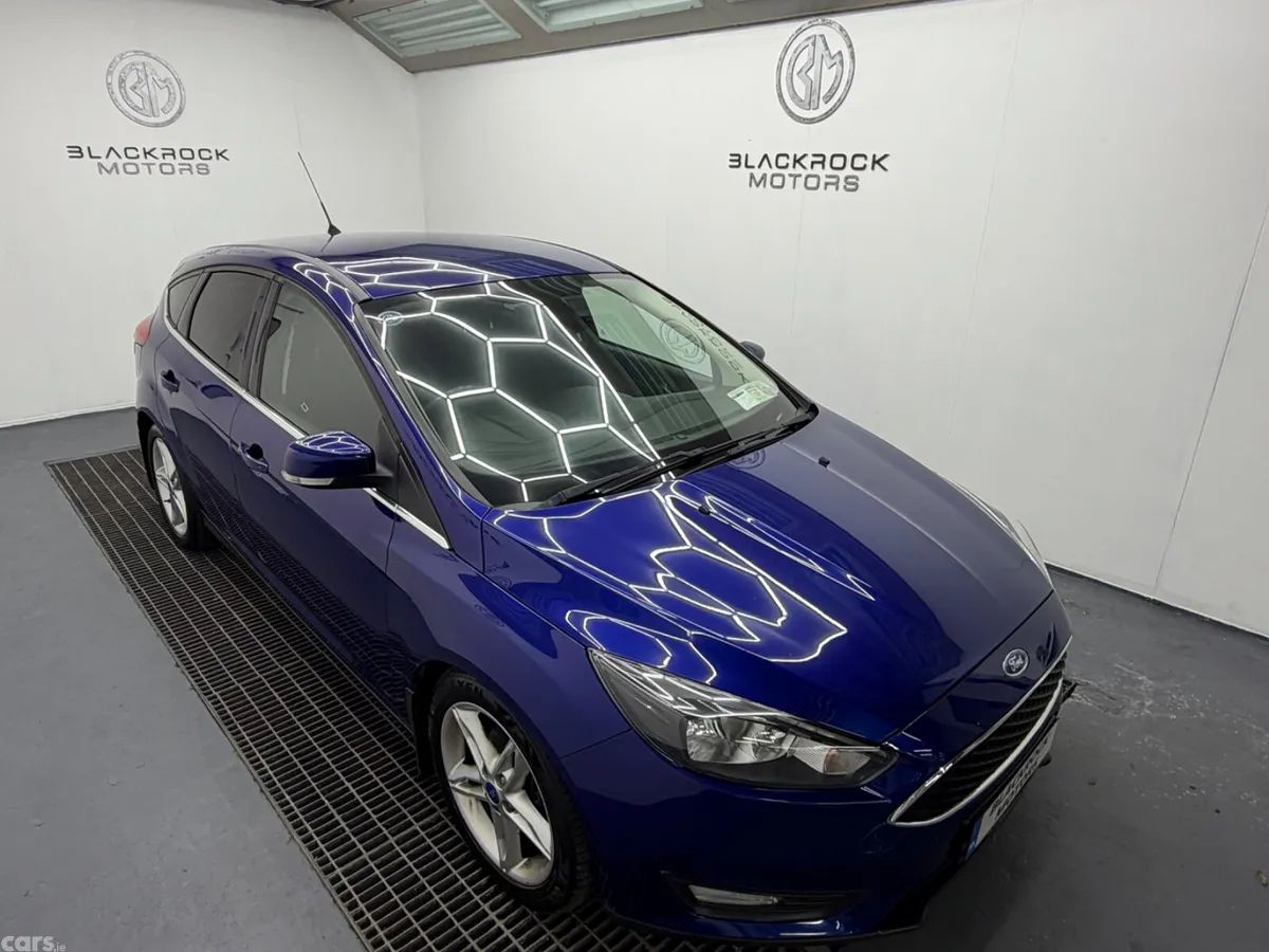 Ford Focus Hatchback, Petrol, 2015, Blue