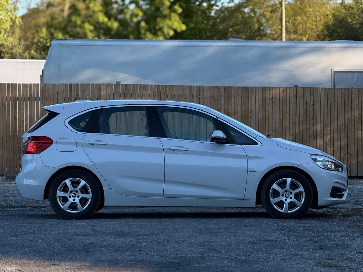 BMW 2-Series Hatchback, Diesel, 2016, White