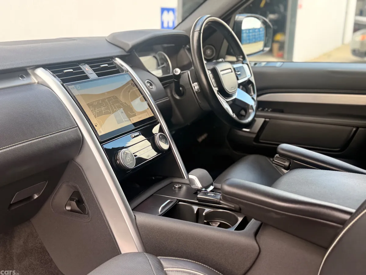 Land Rover Discovery SUV, Diesel, 2023, Black