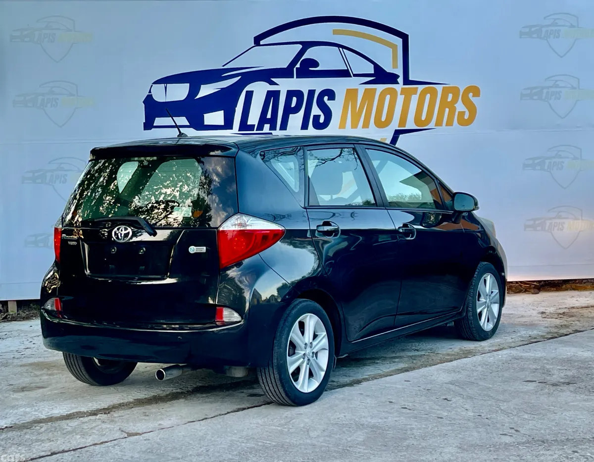 Toyota Ractis Hatchback, Petrol, 2013, Black