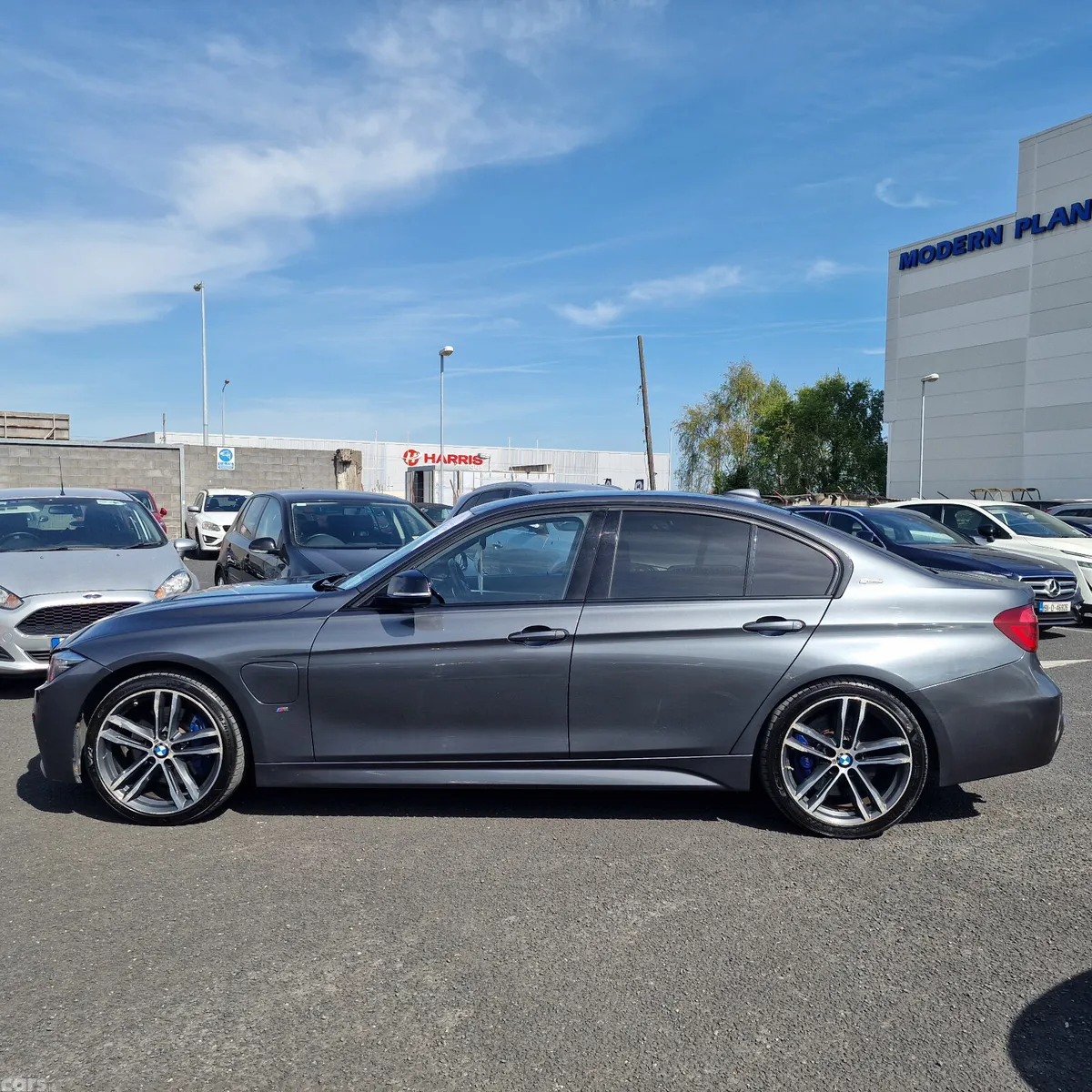 BMW 3-Series Saloon, Petrol Plug-in Hybrid, 2018, Grey