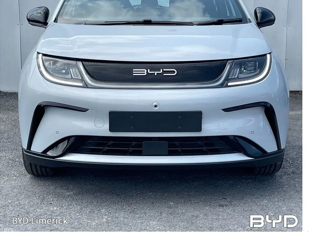 BYD DOLPHIN Hatchback, Electric, 2025, Silver