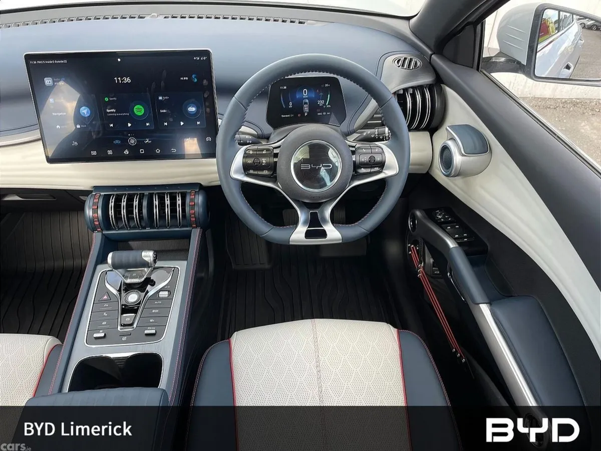 BYD ATTO 3 SUV, Electric, 2025, Silver