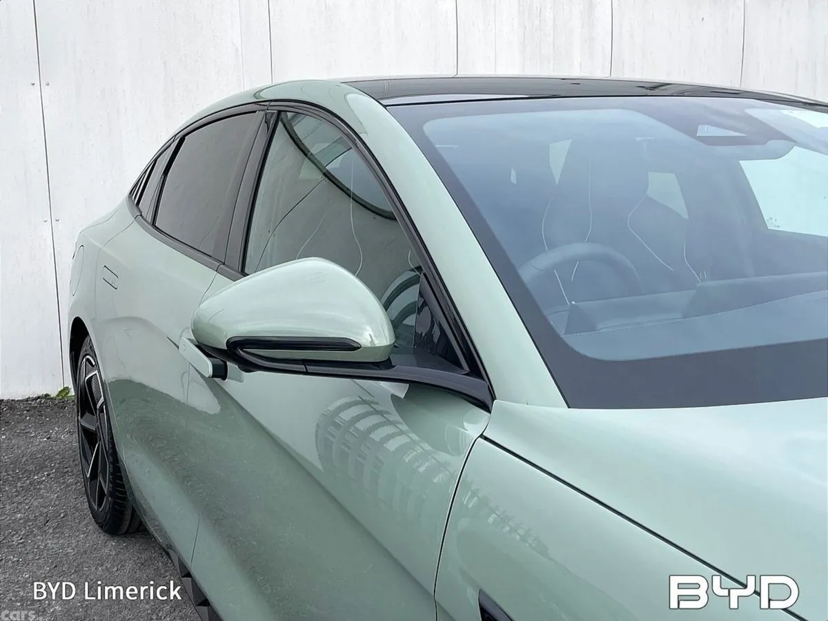 BYD SEAL Hatchback, Electric, 2025, Green