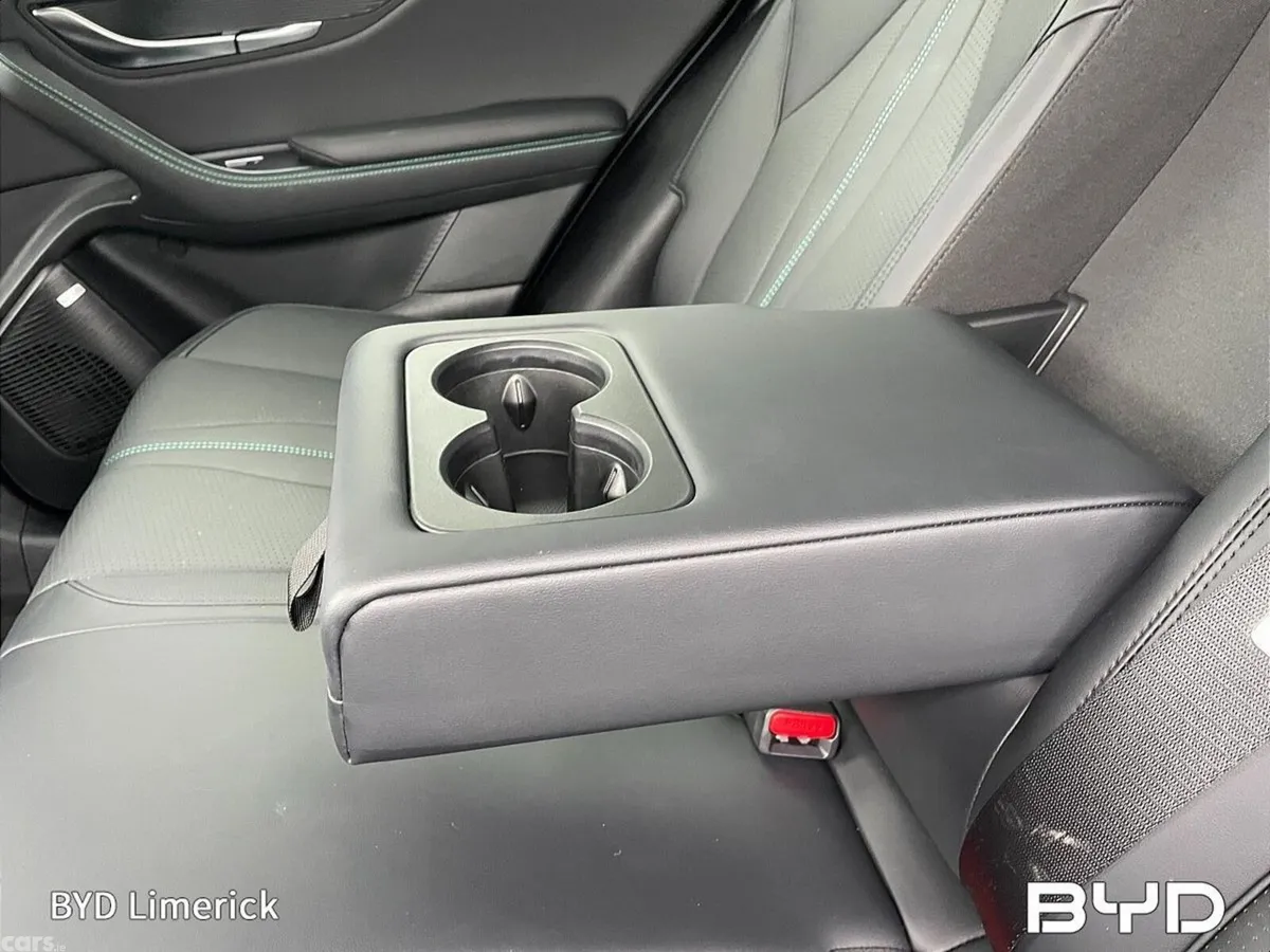 BYD SEAL U SUV, Petrol Plug-in Hybrid, 2024, Grey