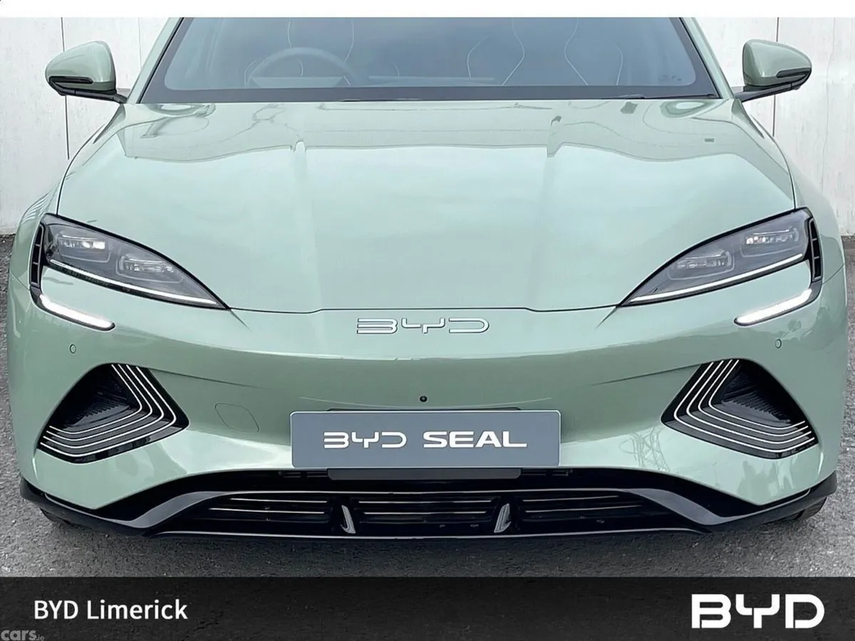 BYD SEAL Hatchback, Electric, 2025, Green