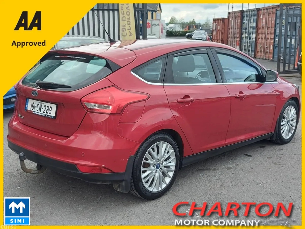 Ford Focus Hatchback, Diesel, 2016, Red