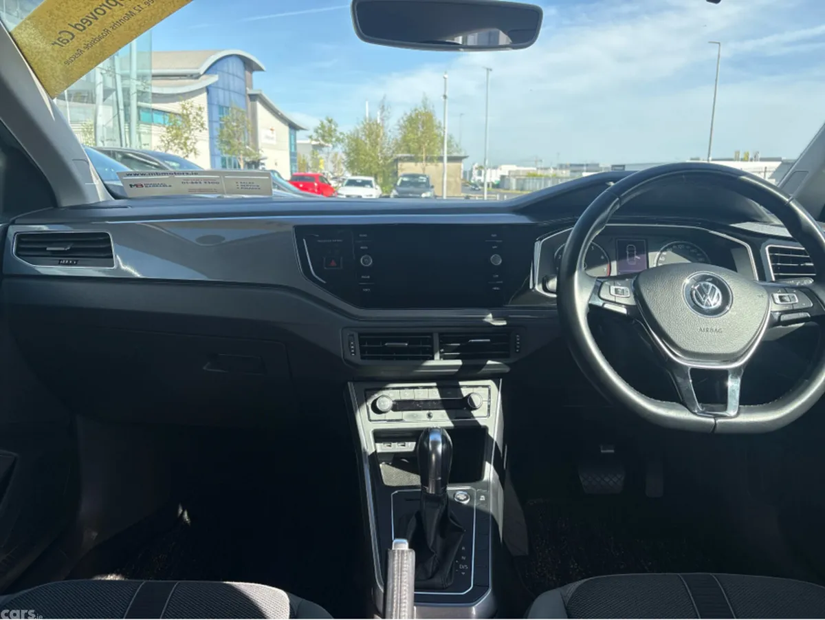 Volkswagen Polo Hatchback, Petrol, 2018, White