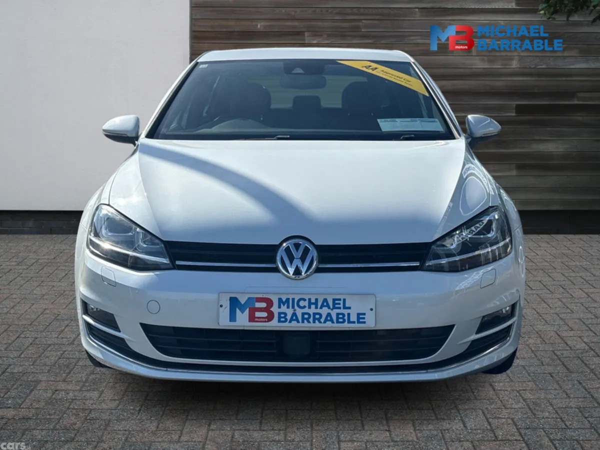 Volkswagen Golf Hatchback, Petrol, 2014, White