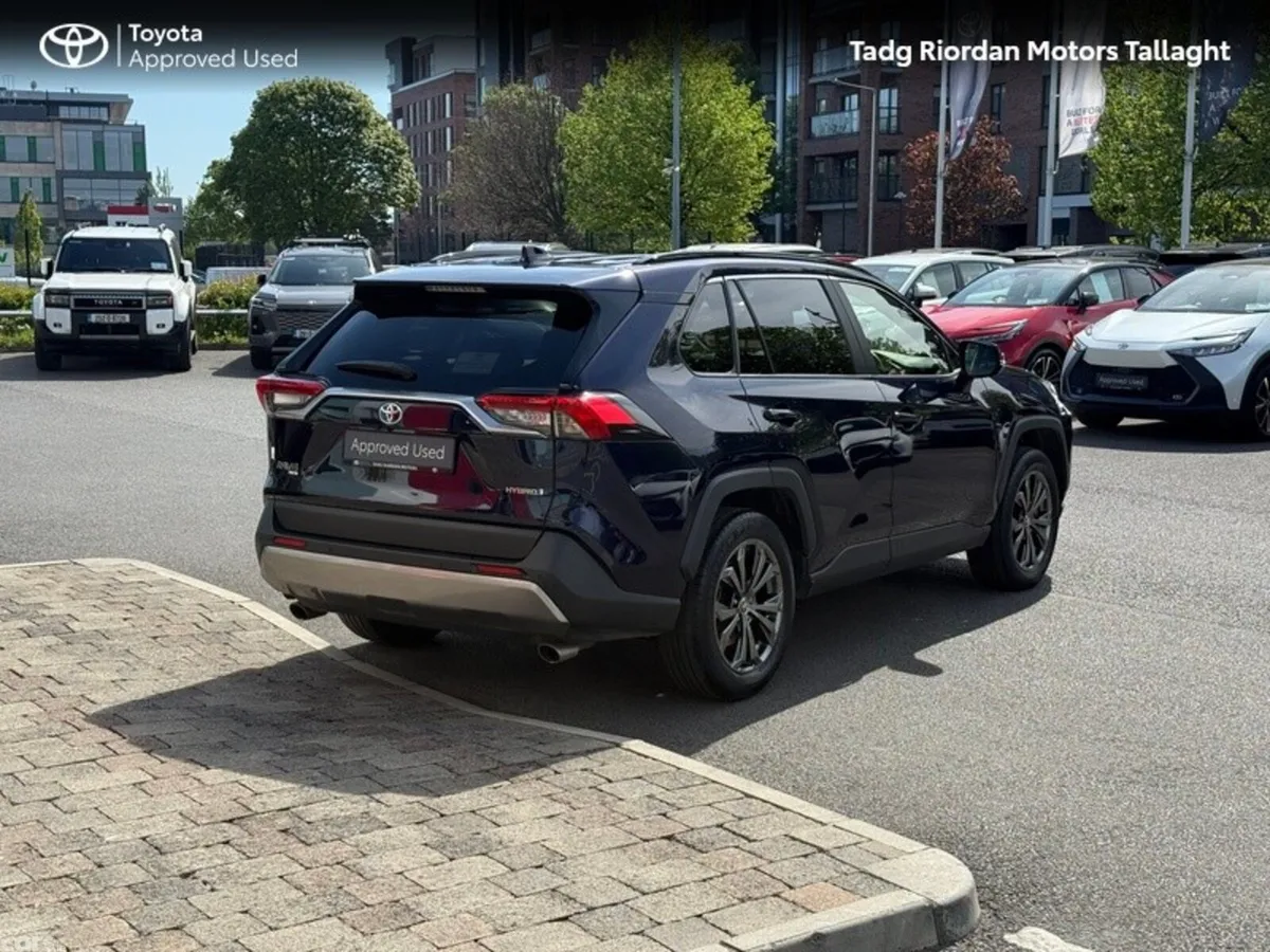 Toyota RAV4 SUV, Petrol Hybrid, 2023, Blue