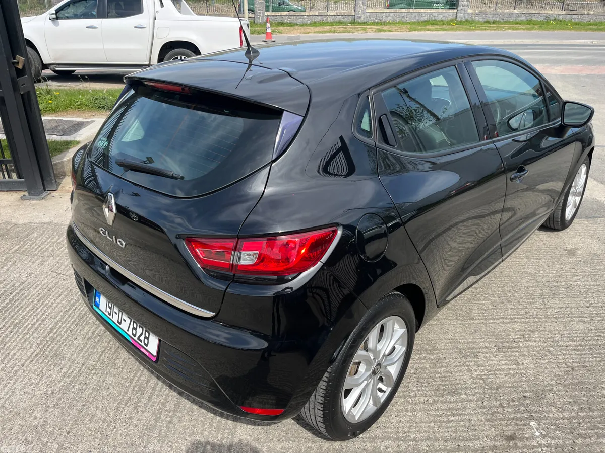Renault Clio Hatchback, Petrol, 2019, Black