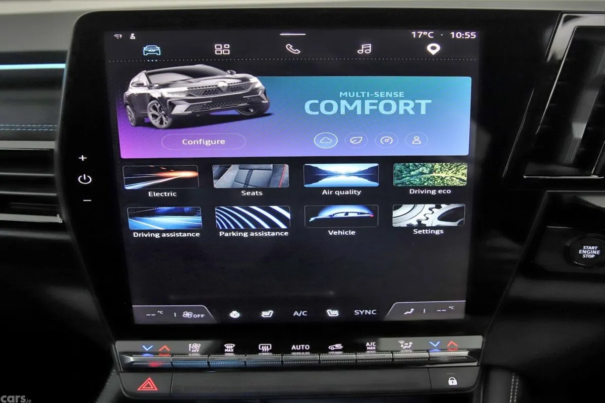 Renault Austral SUV, Petrol, 2025, Red