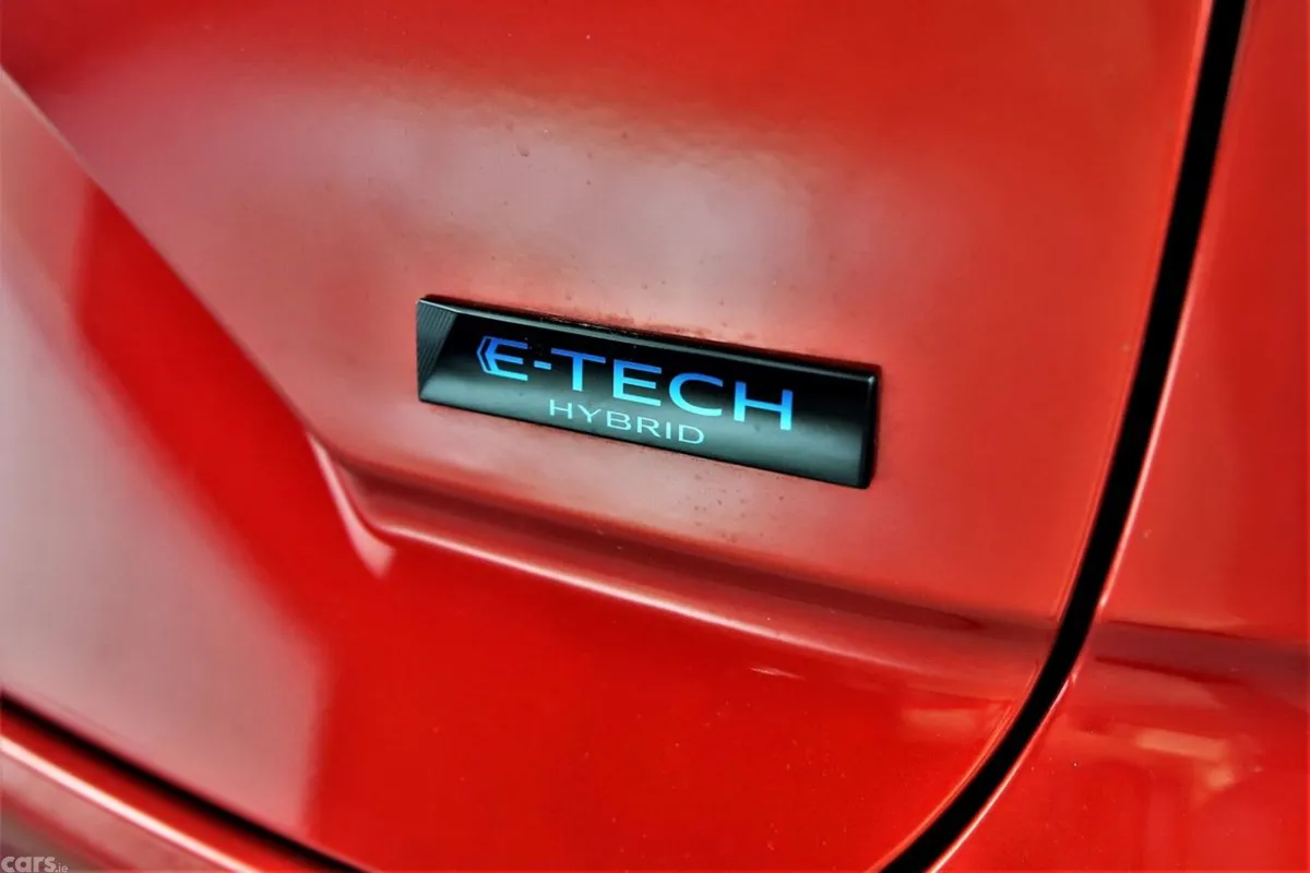 Renault Austral SUV, Petrol, 2025, Red