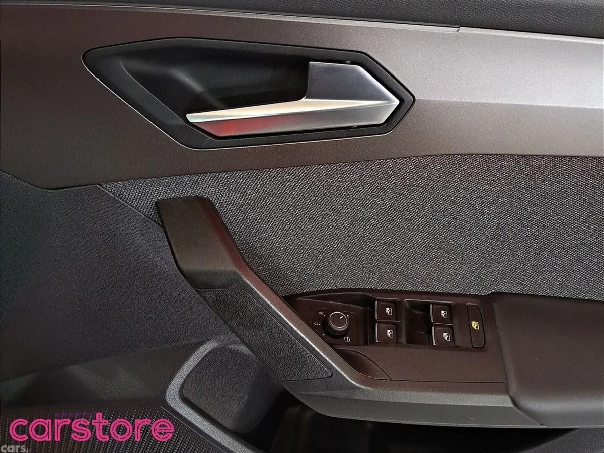 SEAT Leon SUV, Petrol, 2021, Red