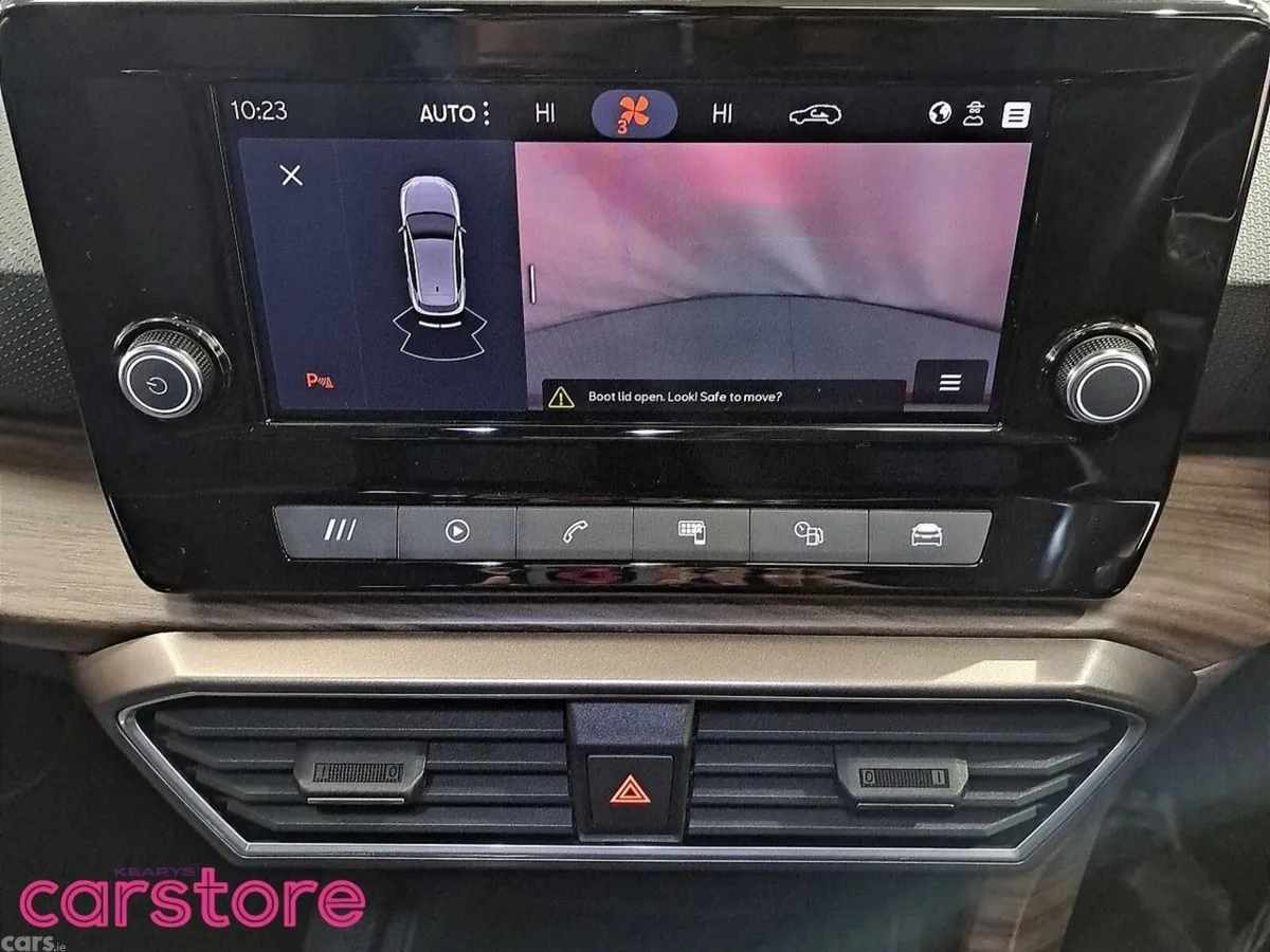 SEAT Leon SUV, Petrol, 2021, Red