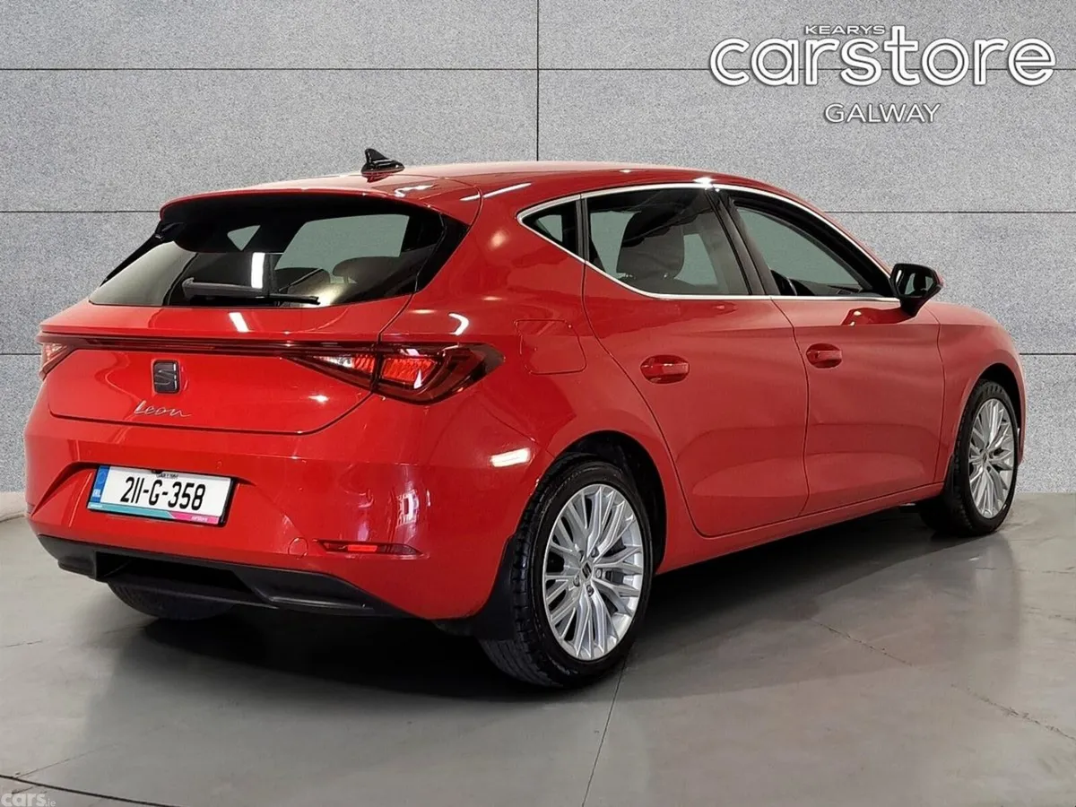 SEAT Leon SUV, Petrol, 2021, Red