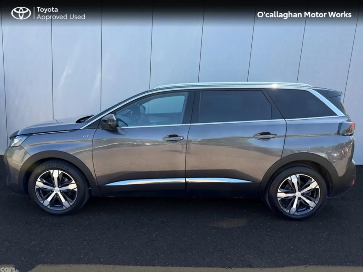 Peugeot 5008 MPV, Diesel, 2021, Grey