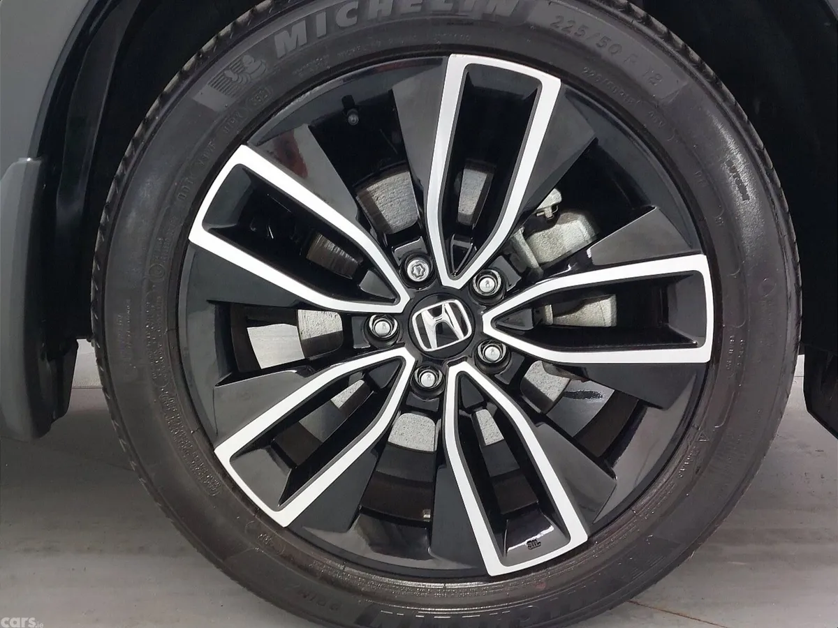 Honda HR-V Hatchback, Petrol Hybrid, 2022, Black