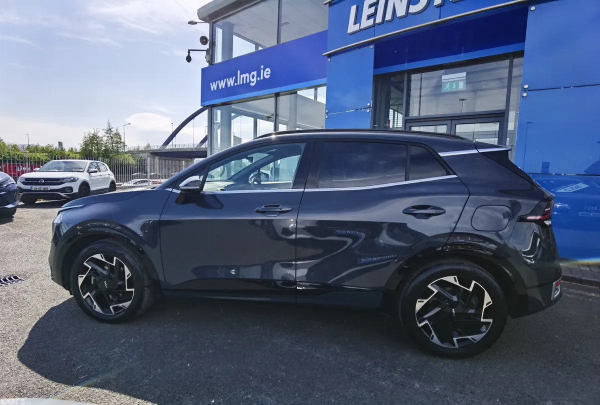 Kia Sportage SUV, Petrol Plug-in Hybrid, 2023, Grey