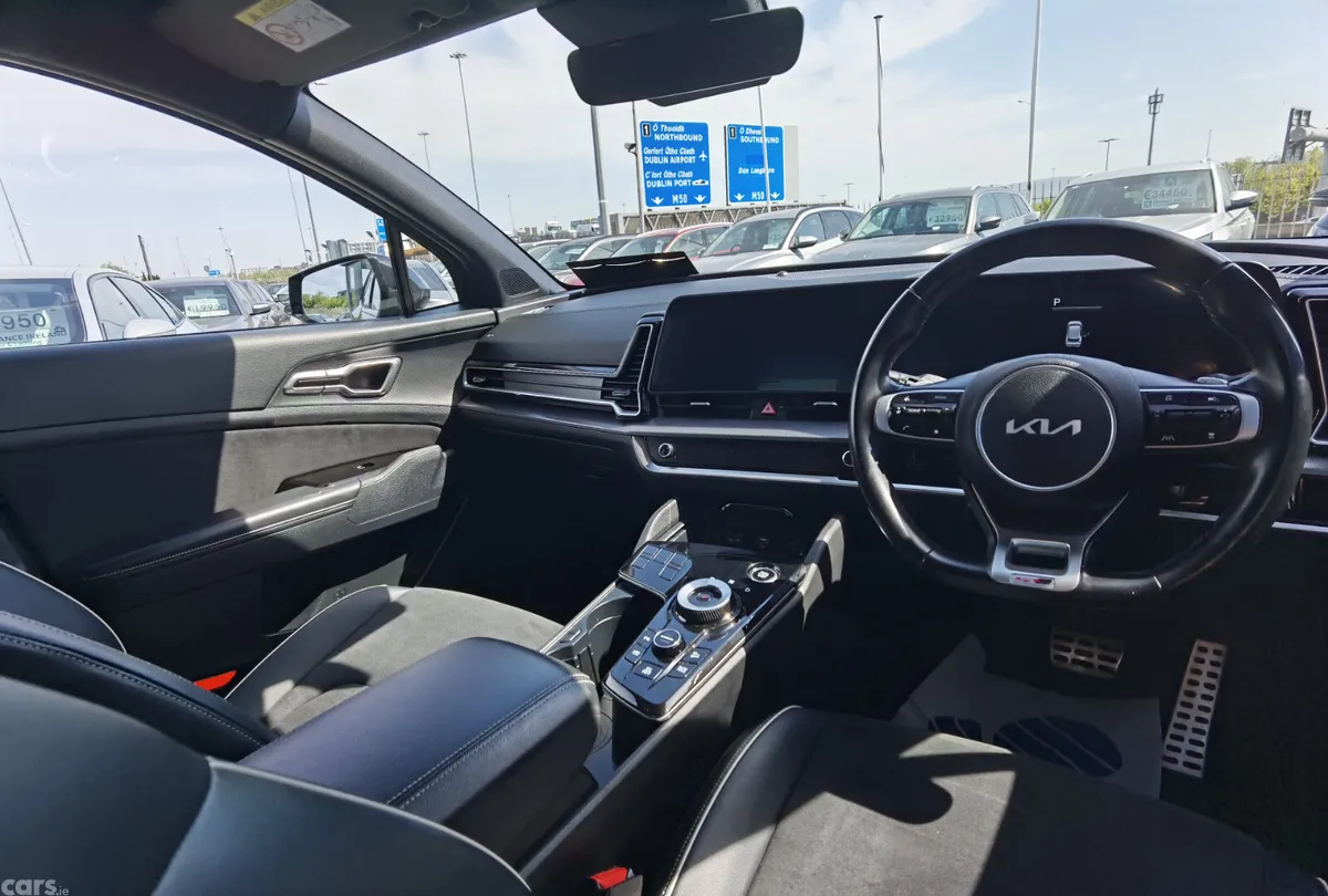 Kia Sportage SUV, Petrol Plug-in Hybrid, 2023, Grey