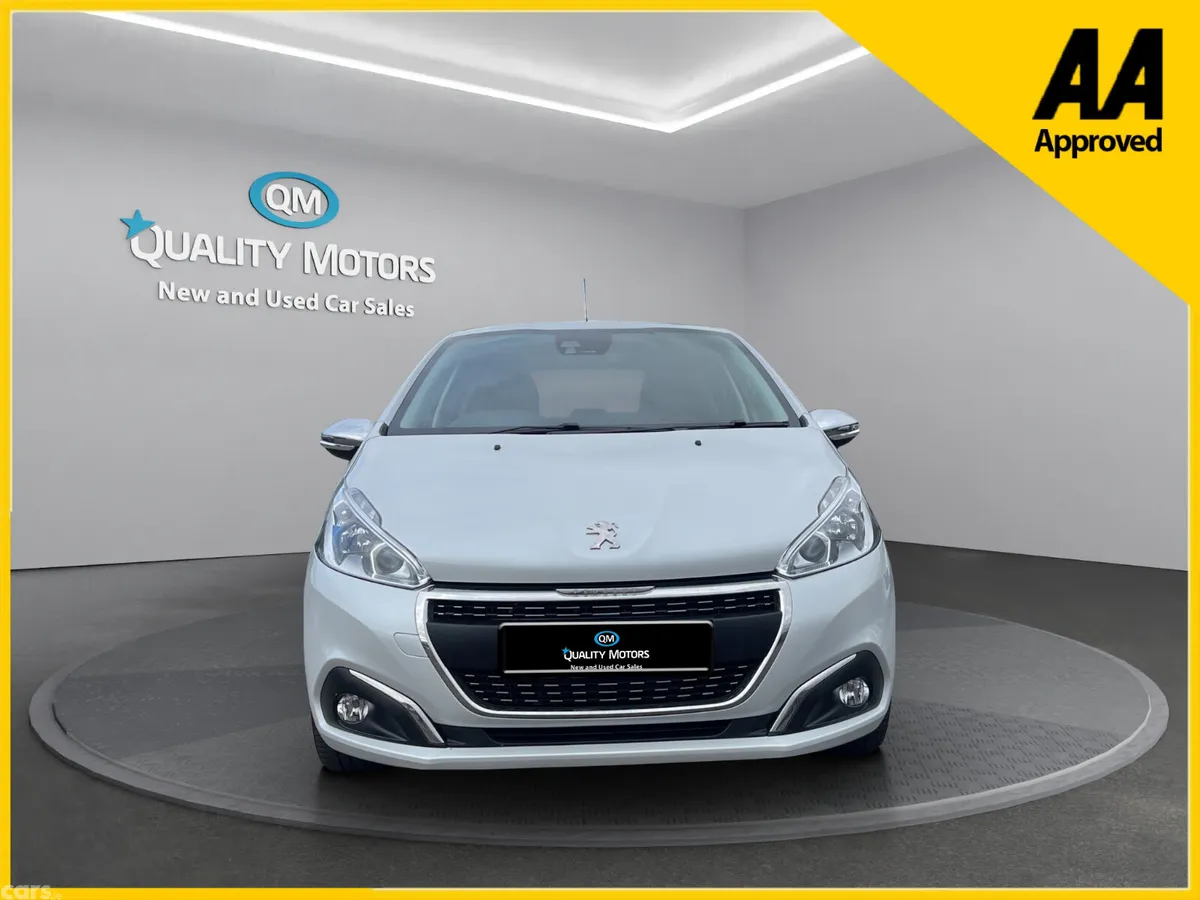 Peugeot 208 Hatchback, Petrol, 2018, White