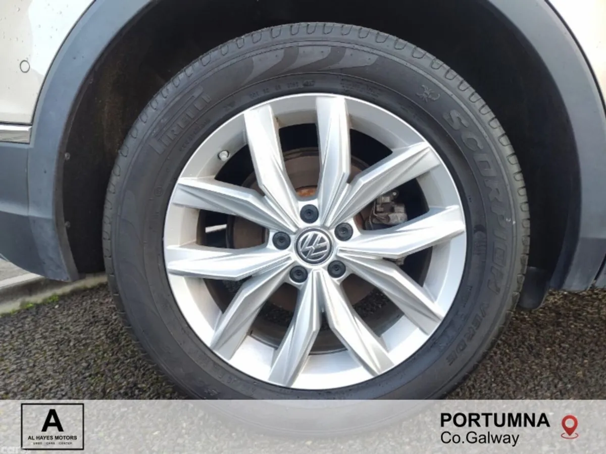 Volkswagen Tiguan SUV, Diesel, 2018, Gold