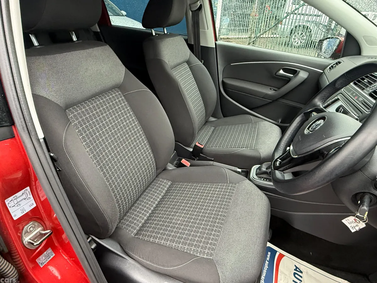 Volkswagen Polo Hatchback, Petrol, 2015, Red