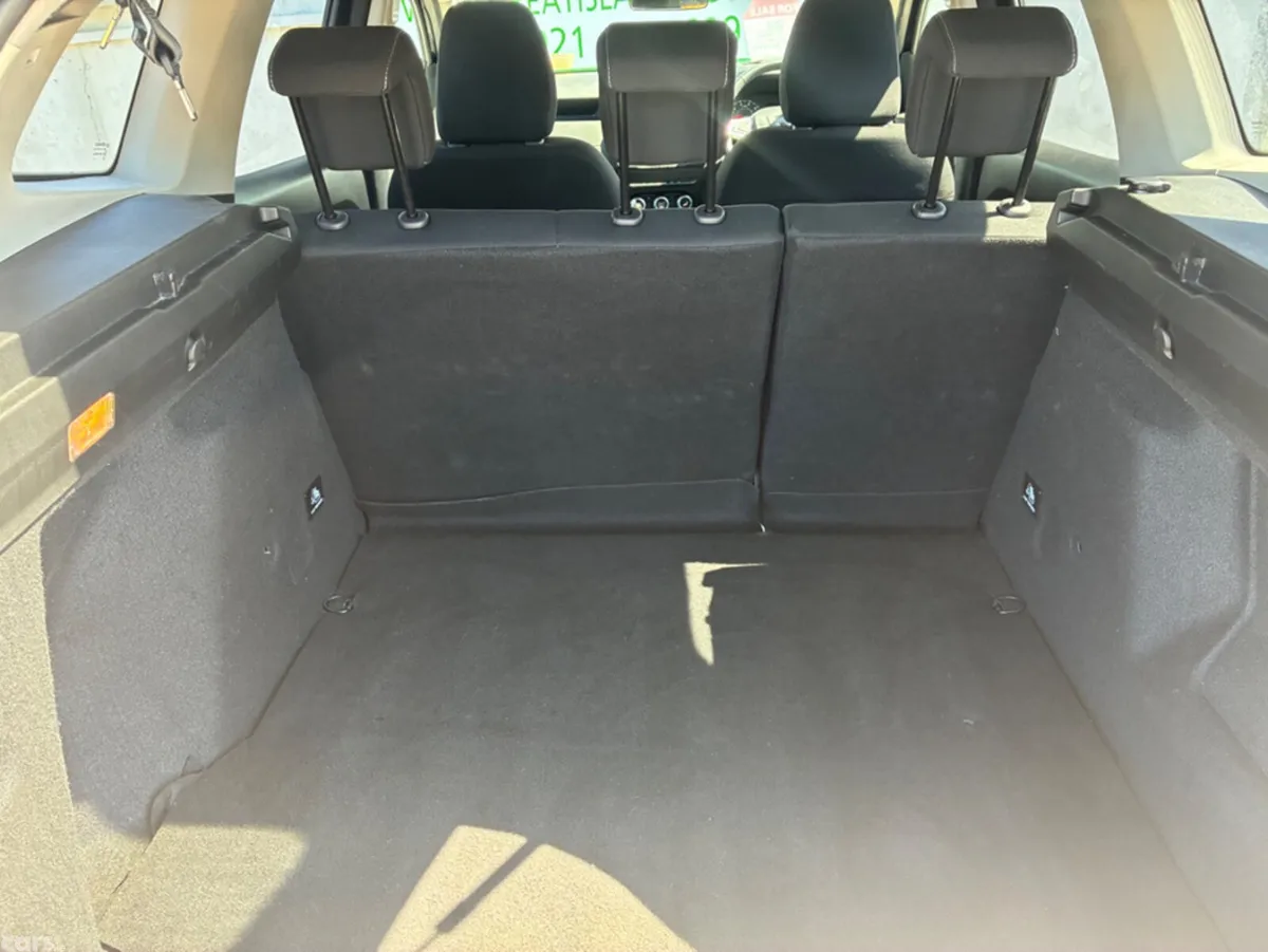 Dacia Duster MPV, Petrol, 2022, Black
