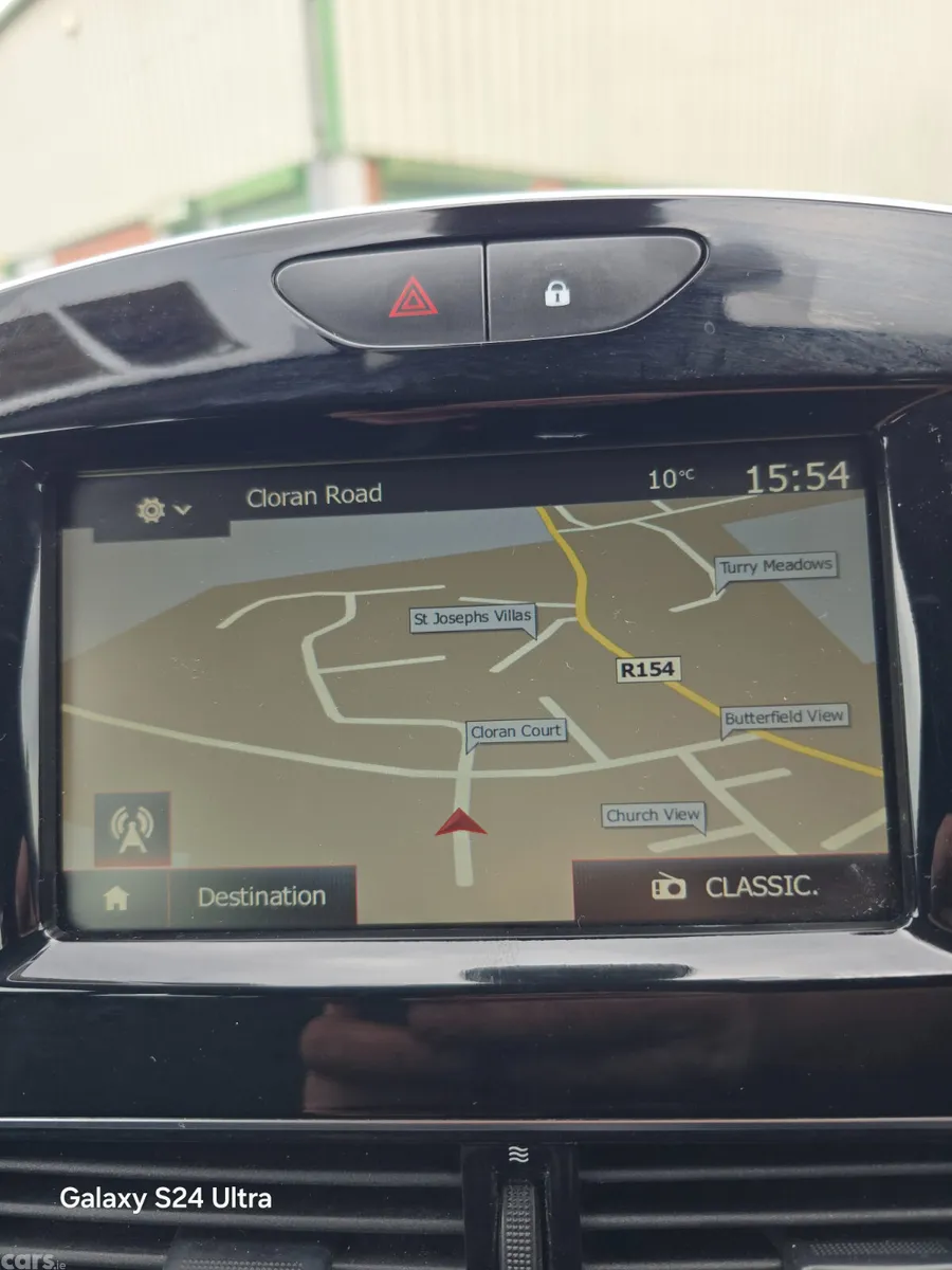 Renault Clio Hatchback, Petrol, 2019, Red