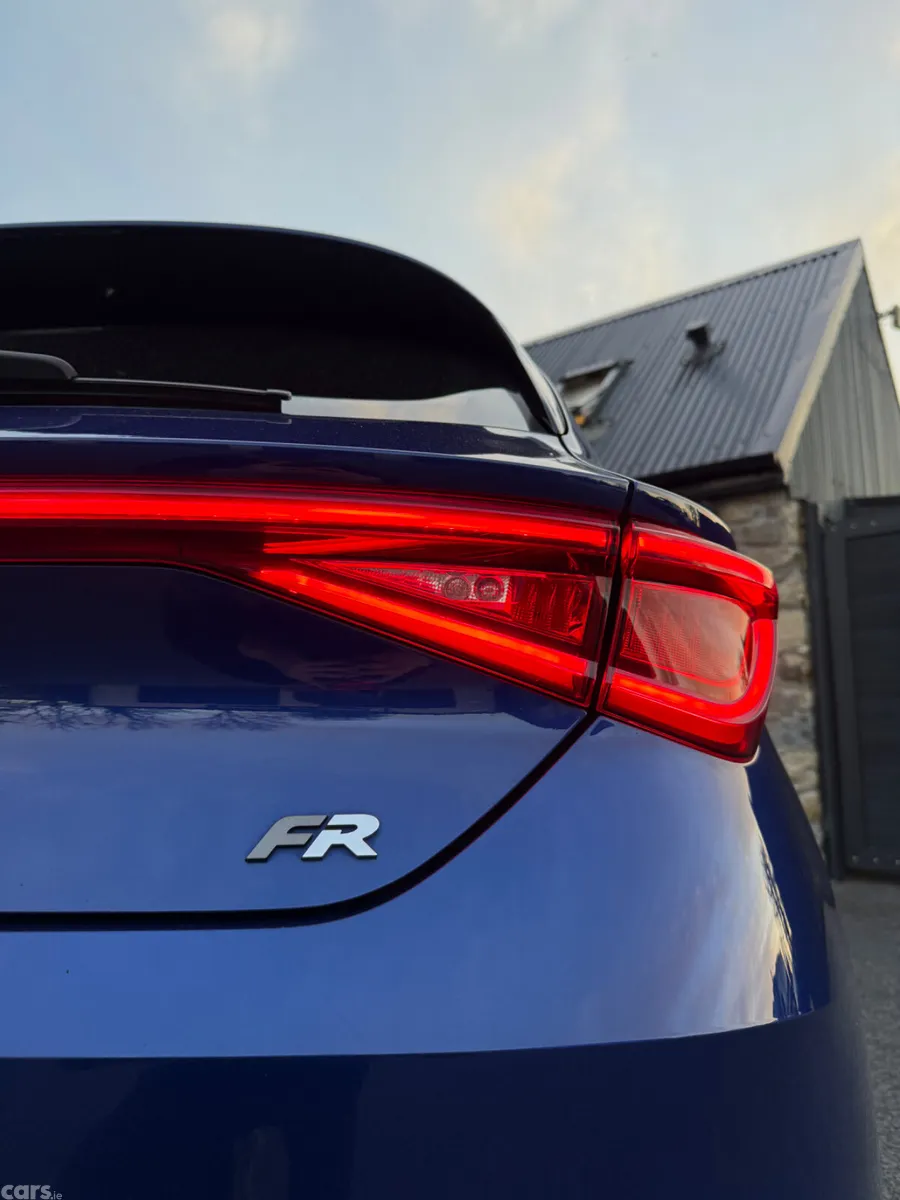 SEAT Leon Estate, Diesel, 2021, Blue