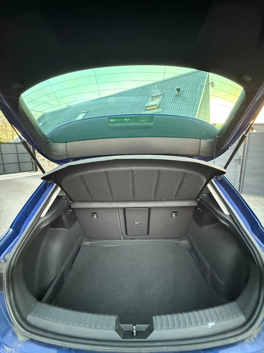 SEAT Leon Estate, Diesel, 2021, Blue