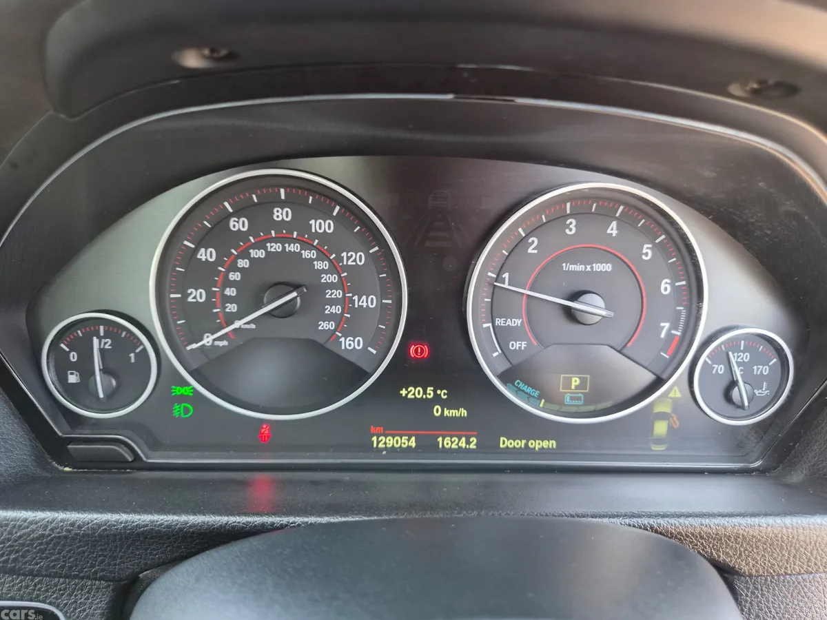 BMW 3-Series Saloon, Petrol Plug-in Hybrid, 2018, Black