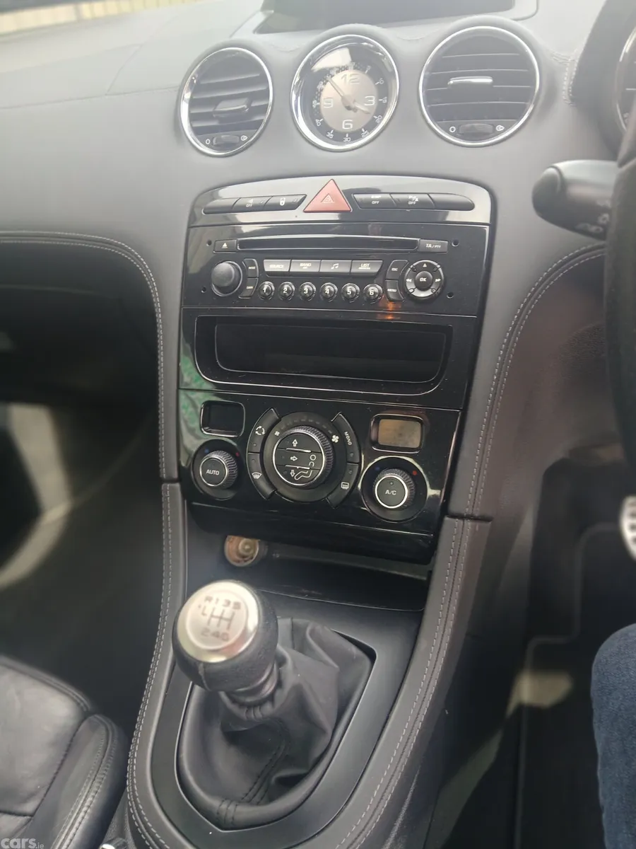 Peugeot RCZ Coupe, Diesel, 2011, White